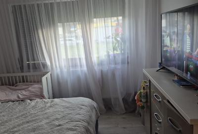 Apartament cu 3 camere decomandat în Exterior Vest - 4