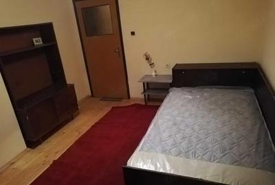Apartament cu 2 camere decomandat în Soarelui