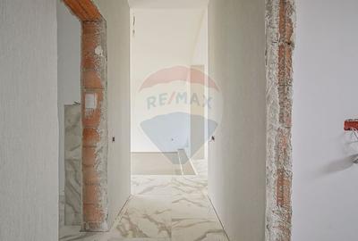 Casă cu 5 camere cu Teren 500 Mp în Tărlungeni - 4