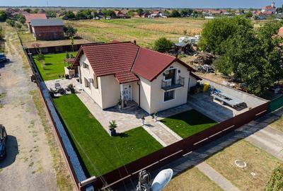 Casa individuala cu garaj - Finisaje Premium - Comision 0% - 45