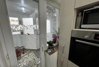 Resita, Apart.la cheie, 2 Cam. Conf.1 Sporit, Decom. Ultrace - 12