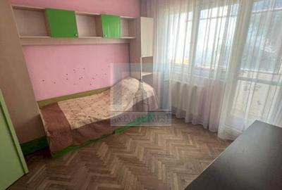 Apartament 3 camere - zona Centrul Civic - 4