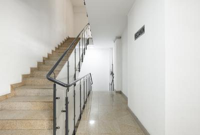 Apartament cu 3 camere semidecomandat, mobilat în P-ța Victoriei - 17
