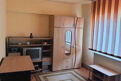 Garsonieră decomandată în Exterior Vest - 3