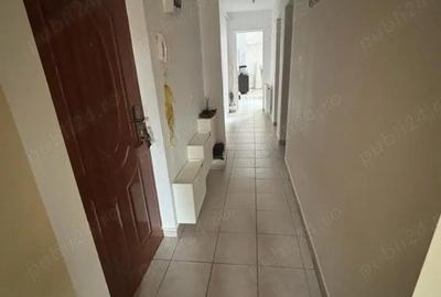 Apartament cu 3 camere decomandat în Central - 2