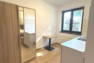 Cladire renovata, pretabila pentru hotel, pensiune, retreat, centru, etc - 11