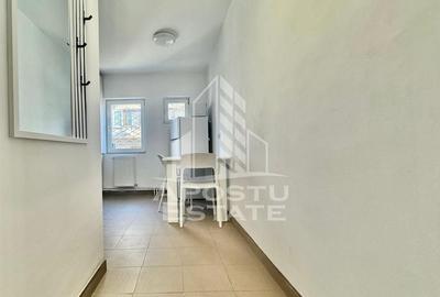 Garsonieră decomandată, mobilată în Central - 3