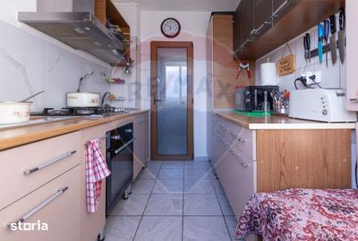 Apartament cu 3 camere decomandat în Mioriței - 18