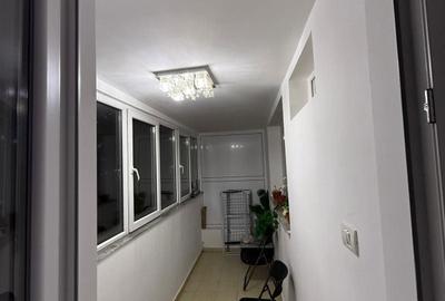 Apartament cu 2 camere semidecomandat în Exterior Vest