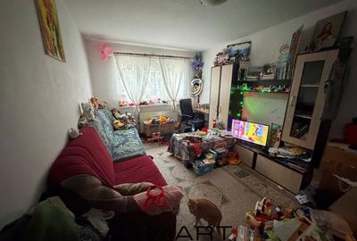 Apartament cu 3 camere decomandat, mobilat în Vasile Aaron - 5
