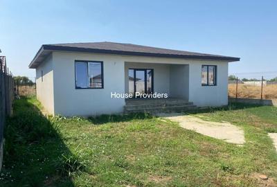 Casă 137 mp, la alb, construcție solidă, Dimieni, com. Tunari - 1