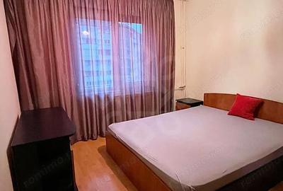 Apartament cu 3 camere decomandat în Rogerius
