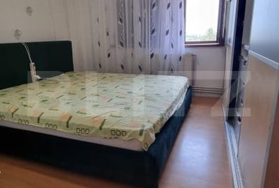 Apartament de vanzare, cu 3 camere, 61 mp, zona semicentrala