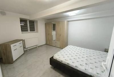 Proprietar inchiriez apt 2 camere, ultracentral - 1