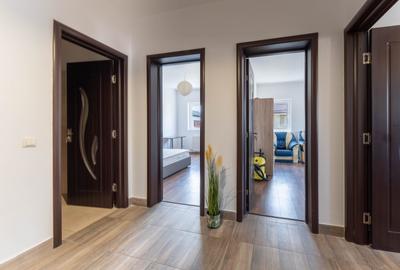 Apartament cu 2 camere decomandat în Tractorul - 5