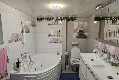 Casa situata in zona DACIA - 3