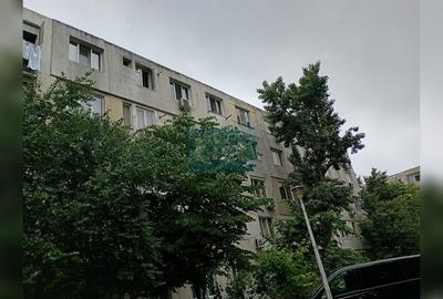 Apartament cu 3 camere semidecomandat în Micro 19 - 4