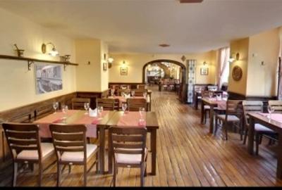 Spațiu comercial, de 450 mp, în Decebal - 2