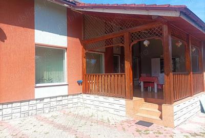 Casă cu 5 camere în Central - 11