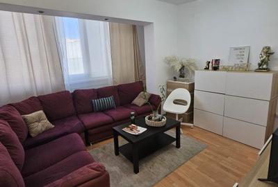 Apartament cu 2 camere semidecomandat, mobilat în Centrul Istoric