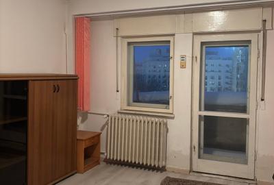 Apartament cu 4 camere decomandat în Unirii - 9