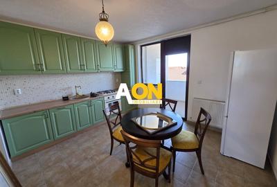 Apartament cu 5 camere decomandat în Cetate - 3