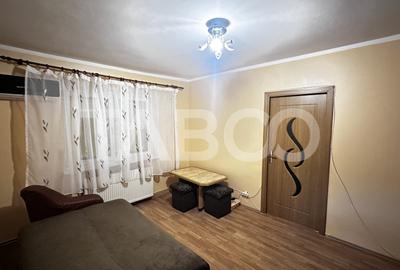 Apartament cu 2 camere nedecomandat, mobilat în Vasile Aaron - 1