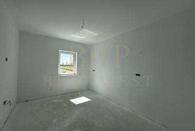 Duplex cu 4 camere cu Canalizare în Moșnița Nouă - 3