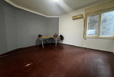 Apartament cu 3 camere semidecomandat în Magheru - 9