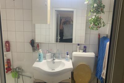 Ozana, statia de tramvai Ozana - 8