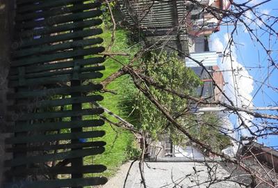 Teren de 460 mp, în Gară