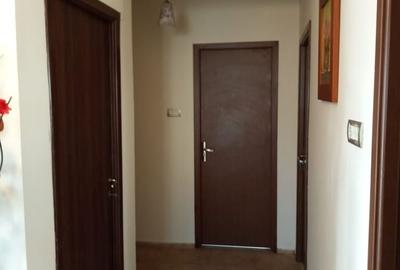 Casă individuală cu 6 camere cu Canalizare în Balotești - 2