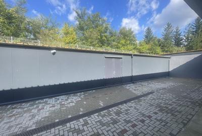 Spațiu comercial, de 225 mp, în Central