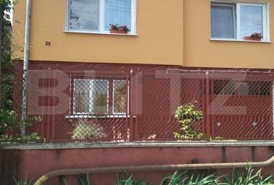 CASĂ CU VEDERE CĂTRE CASTELUL CORVINILOR - EXCLUSIVITATE BLITZ - COMISION 0%