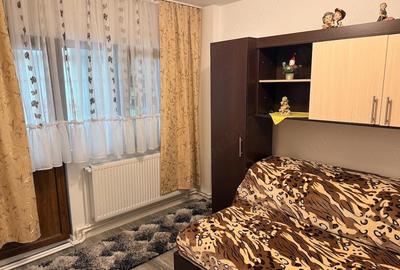 Apartament cu 3 camere decomandat în Central - 3