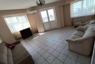 Apartament cu 2 camere decomandat, mobilat în Ultracentral