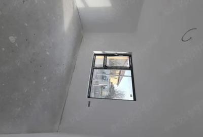 Casă cu Teren 440 Mp în Ghiroda - 1