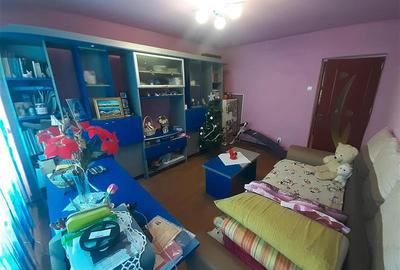 Apartament cu 2 camere decomandat, mobilat în Micro II - 2