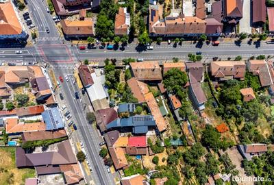 Casă cu 7 camere cu Teren 1015 Mp în Central - 7