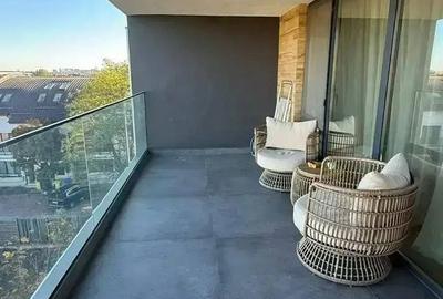 Apartament cu 4 camere în Central - 6