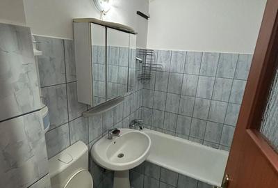 Garsonieră decomandată în Central - 7