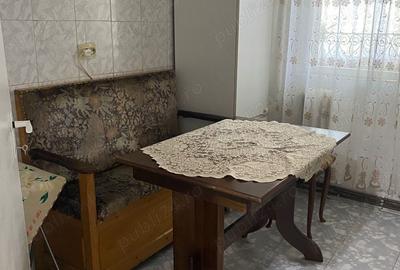 Ofer spre inchiriere apartament 3 camere decomandate Ofer spre inchiriere apartament 3 camere decomandate - 7