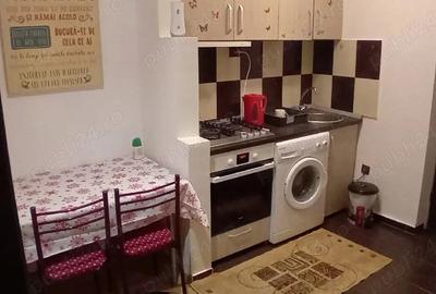 Garsonieră decomandată în Central - 1