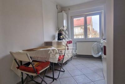 Apartament cu 2 camere semidecomandat, mobilat în Ultracentral - 4