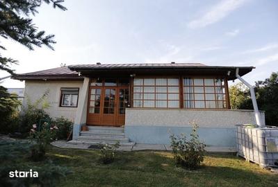Casă cu 4 camere cu Teren 1400 Mp în Răucești - 6