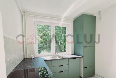 Apartament modern cu 3 camere la etaj intermediar in Gheorgheni!