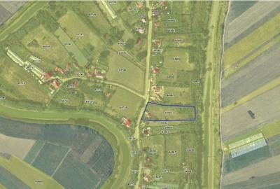 Teren de 4548 mp, în Golăiești - 3