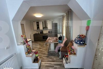 Casă cu 3 camere în Semlac - 10