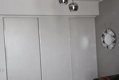 Garsonieră decomandată, mobilată în Metalurgiei - 12