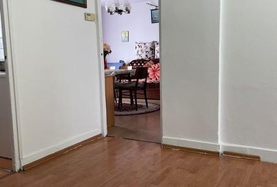 Apartament cu 3 camere decomandat în Central - 1
